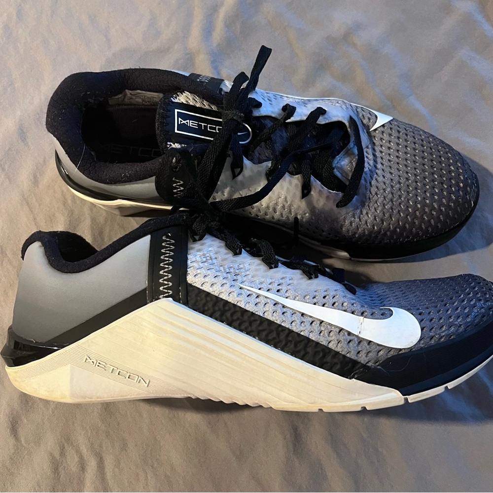Nike Metcon Athletic Shoes - Gray and Black